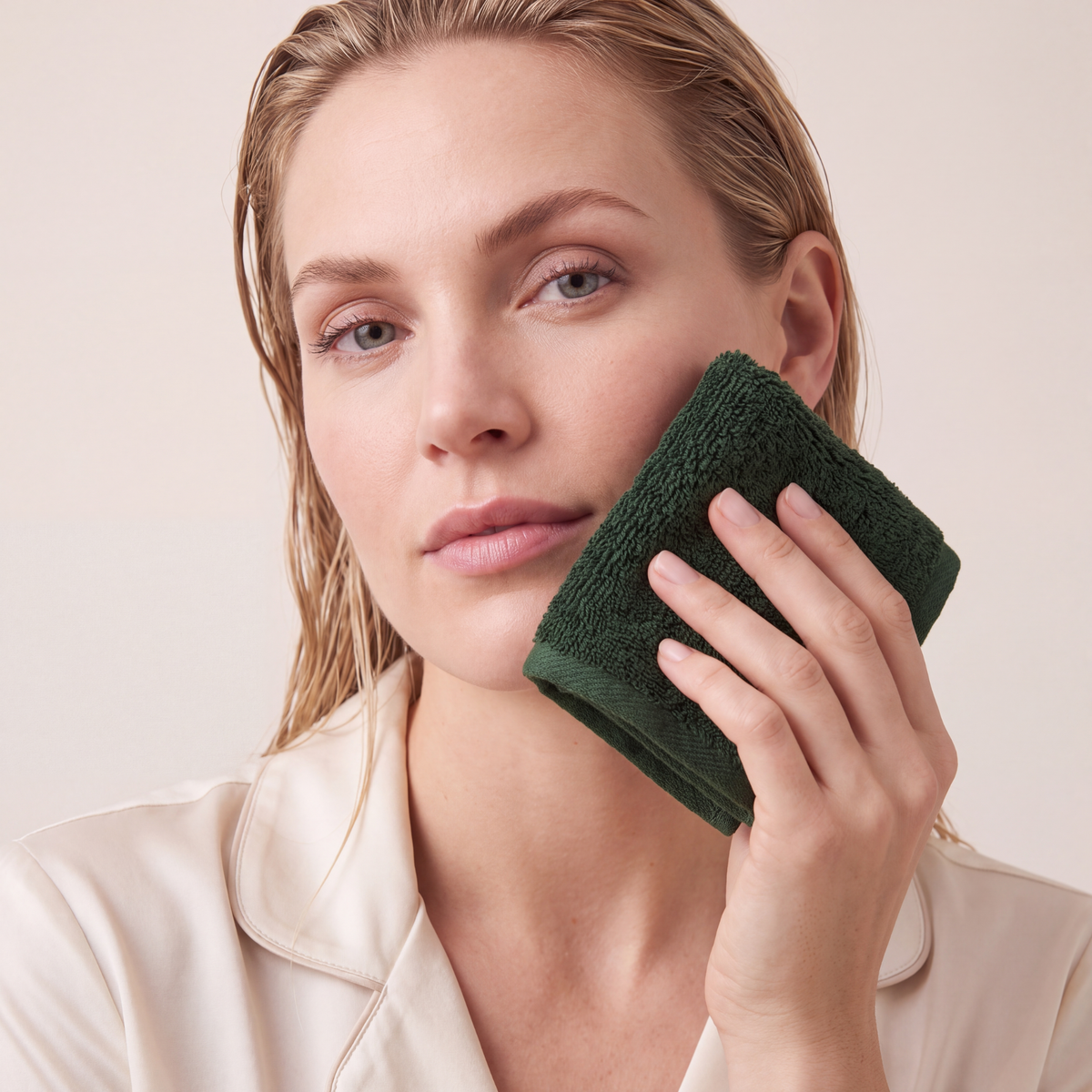 Premium Plush Towel Set – Soft & Absorbent Bath Towels