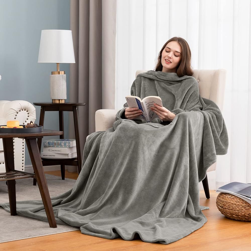 Oversized Sherpa Wearable Blanket