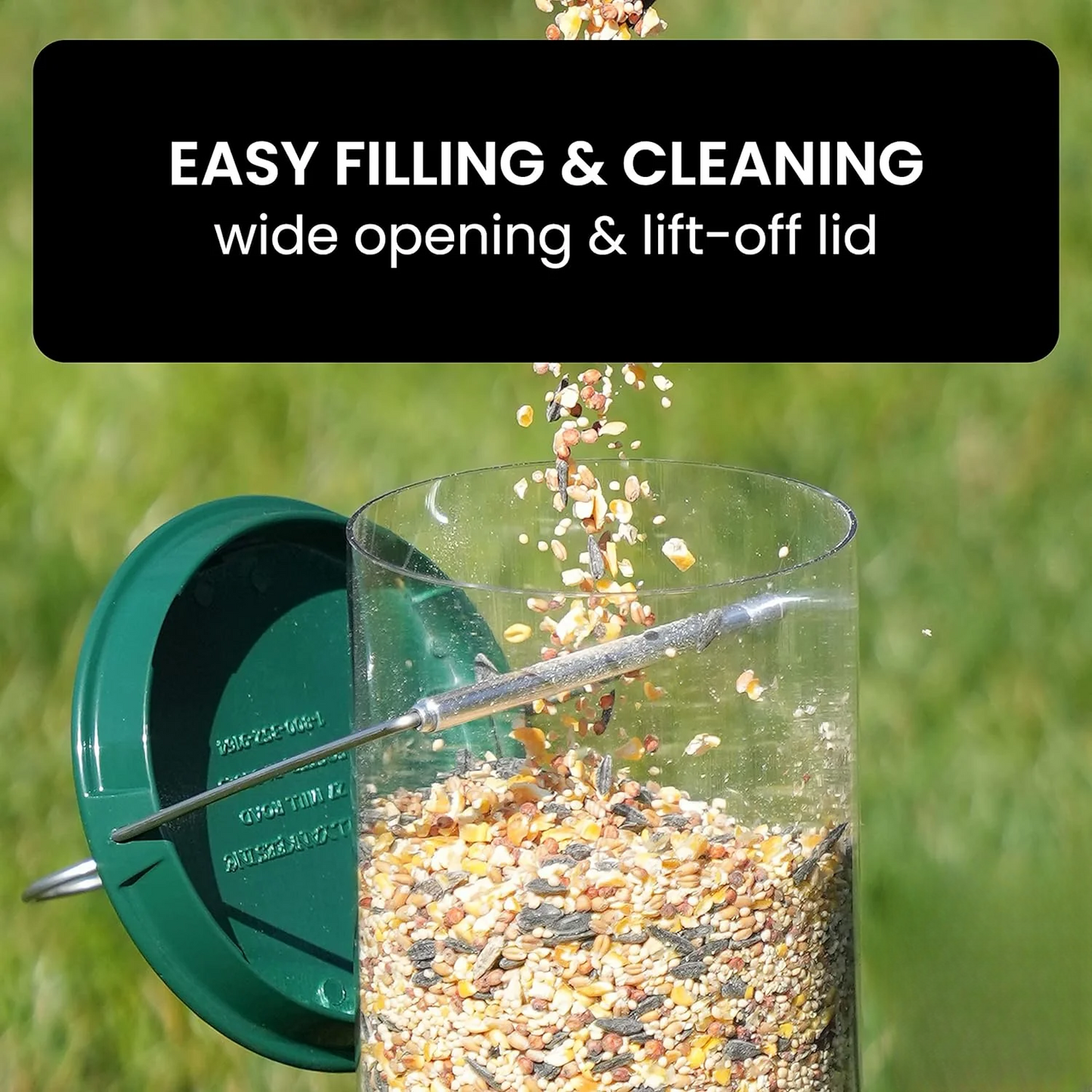 Rugged Bird Feeder with Rotating Tray
