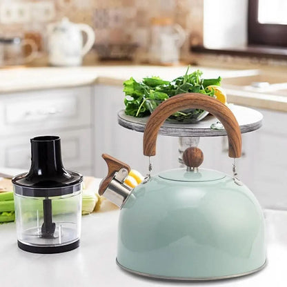 Fast Boiling Kettle in Modern Circular Design