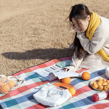 Durable Insulated Camping Blanket Compact Picnic Mat