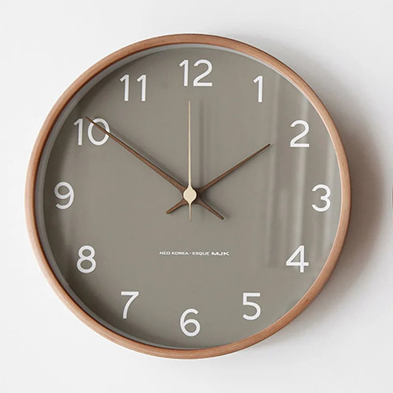 Quiet Contemporary Circular Wall Clock for Home