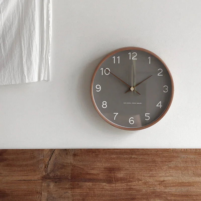 Quiet Contemporary Circular Wall Clock for Home