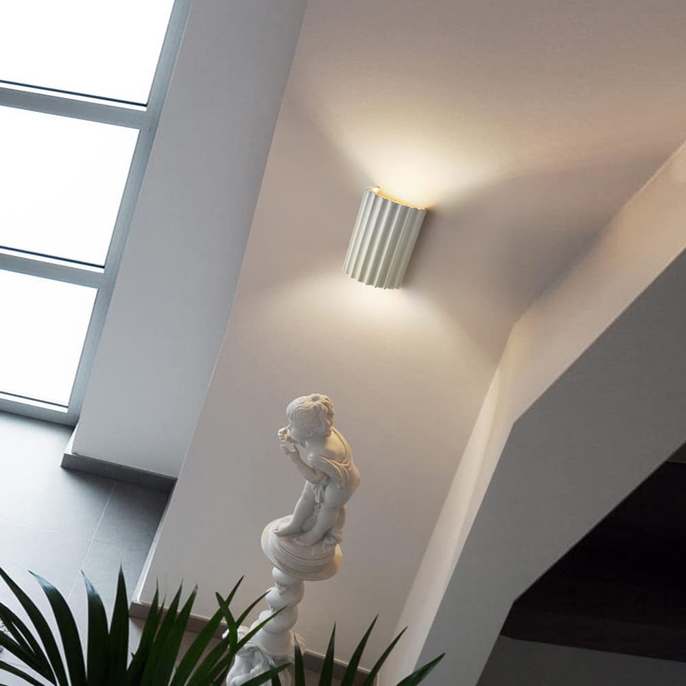 Elegant Patterned Wall Light for Modern Houses
