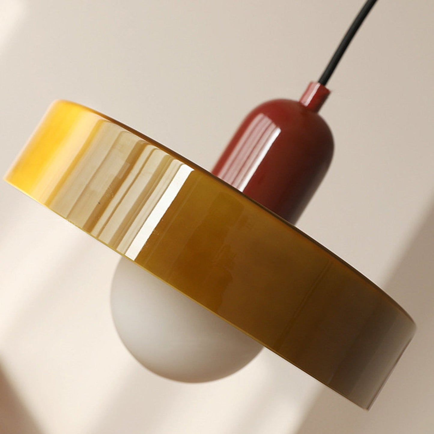 Elegant Circular Glass Pendant Lighting for Homes