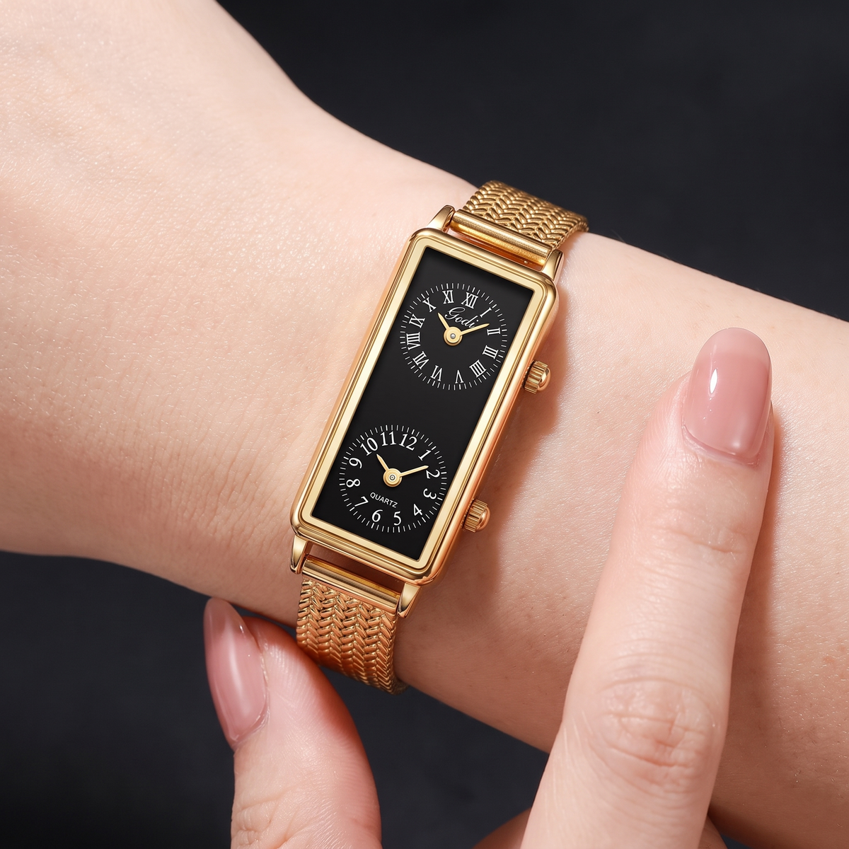 Elegant Gold Rectangle Quartz Watch
