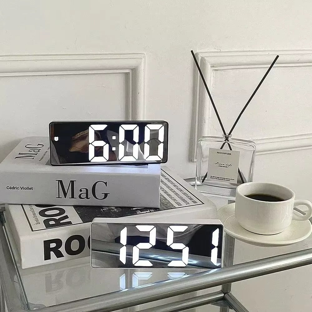 Intelligent LED Sunrise Wake Up Alarm Clock
